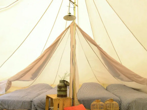 Tent Lodge With Private Kitchen and Bathroom