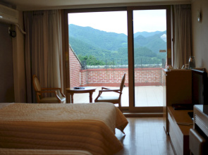 Chungju Suanbo Park Hotel