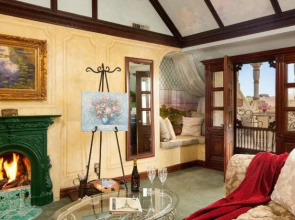 Victorian Mansion At Los Alamos