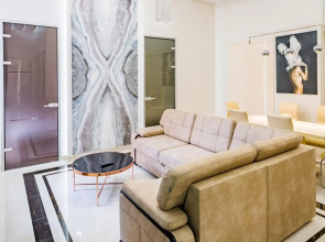 LEOGRAND DELUXE apartment in Doroshenka, 17