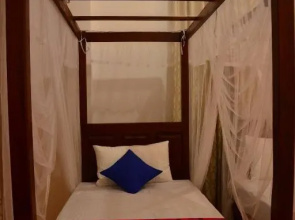Hotel Romaya