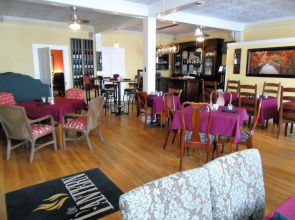 The Charleston Inn