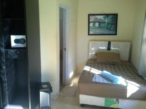 Arnel Bungalows