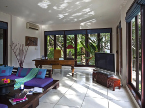 Ombak Luwung Beachfront Estate