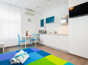 Split Dreams Apartments