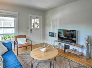 Walk to Main St: Historic Cottage in Sutter Creek