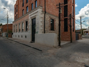 Solomon Hotel