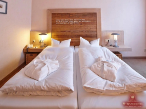 Vier Jahreszeiten Strandhotel