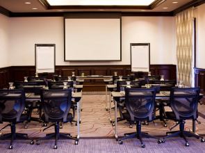 Mövenpick Hotel & Apartments Bur Dubai