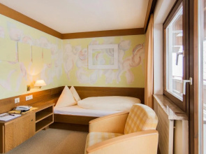 Hotel & Art Kristiana
