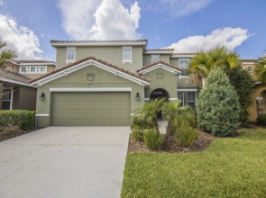 6 Bed In Top Resort Near Disney! Pool & Spa 6 Bedroom Home by Redawning