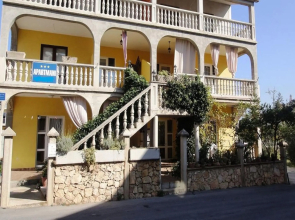 Slava - cosy apartments for 4 person - A3(2+2)