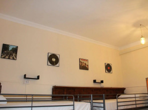 Victoria House Hostel