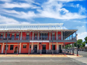 Commercial Hay Hotel