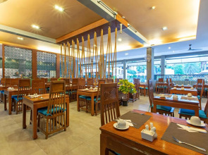 Отель Rawai Palm Beach Resort