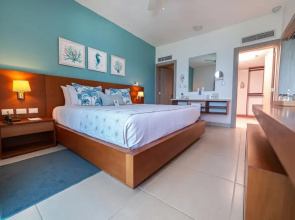 Outstanding 1 Bedroom Apartment Pool View A