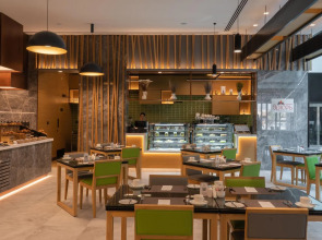 Отель Al Khoory Courtyard 