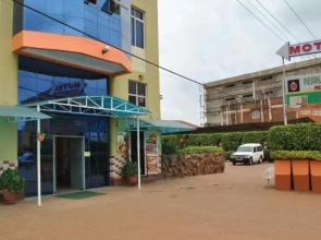 Pearl Highway Hotel