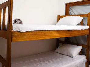 Room-hb1 Triple Room With Air Conditioni