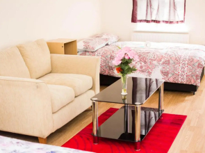 Queen Guest house