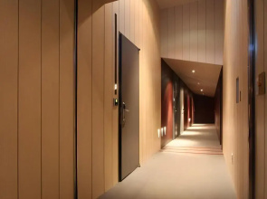 Valentine Hotel