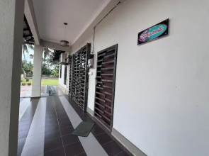 Nurbayu Villa (3 and 4 bedroom Villa) Kemaman