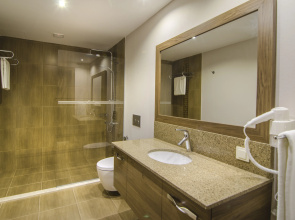 Ladies Beach Suit Otel