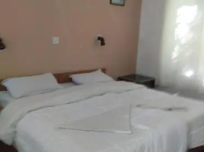 Limosa Guest House & Apartment