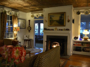 Black Walnut Point Inn
