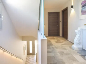 Sunrise Bay Apartments