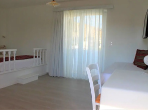 Stegna Akti Luxury Suites