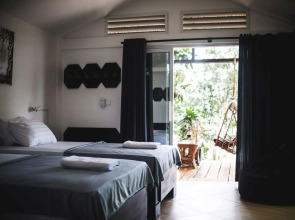 Samloem Laguna Resort