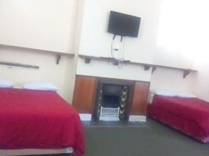 Lisokhanya GuestHouse