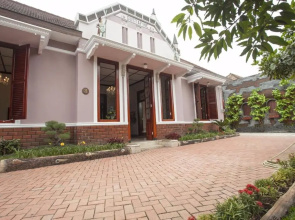 Huis Van Gustafine Floor 1