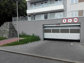 Caroline Street nine