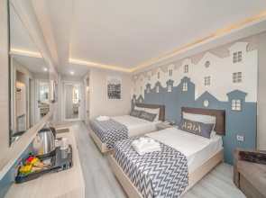 Aria Resort & Spa