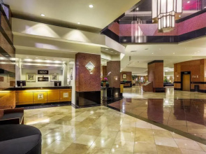 Executive Hotel Suite Downtown Free Parking