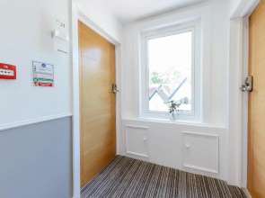 Modern city centre studio apartment