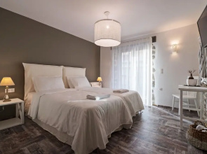 Traditional & Luxury, only few km from sea #2