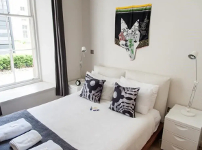 Quartermile Luxury Apartment