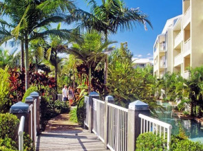 Breakfree Alexandra Beach Resort - 4 Nights, Alexandra Headlands, Australia