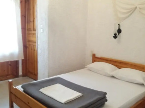 Hotel Maria (Lassithi Crete)