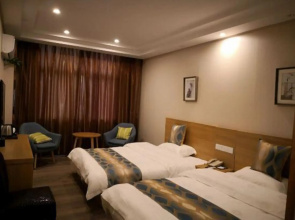 Huating Hotel (Jiangdu District Shaobo Ancient Town)