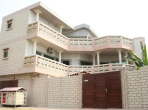 Amazing Grace Hotel