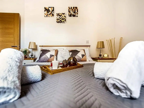 Mission Wave - Venture Apartment