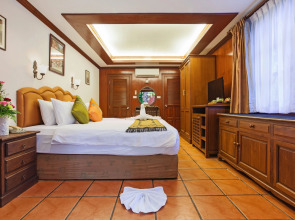 Royal Phawadee Village