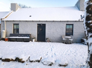 Bespoke 1 Bed Cottage in Dunbeath Village