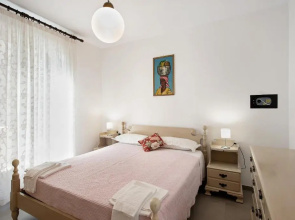 Valeria 2 - Arenzanohost