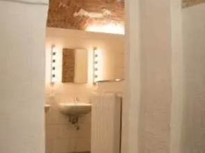 Subraum Hostel
