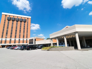 Best Western Airport Plaza Inn